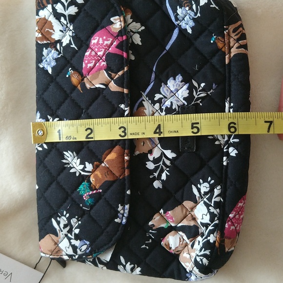 NWT $50 Vera Bradley Brush & Cosmetics Makeup Case Mirror Merry Mischief Bag - Picture 12 of 15